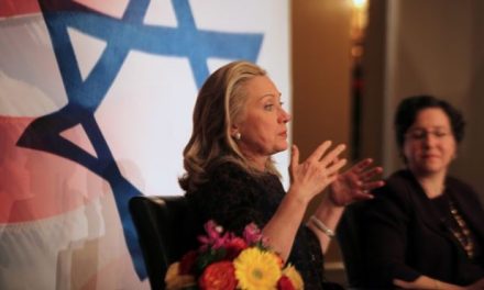 Hillary Clinton invite Israël à négocier avec les Palestiniens modérés
