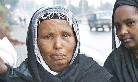 Où l’on voit une septuagénaire éthiopienne incarner les épreuves et tribulations des Falash Mura