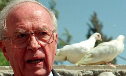 Soirée d’hommage et pour la paix à l’occasion du 18e anniversaire de la disparition d’Yitzh’ak Rabin, mardi 5/11 à 20 h à la mairie du 19e