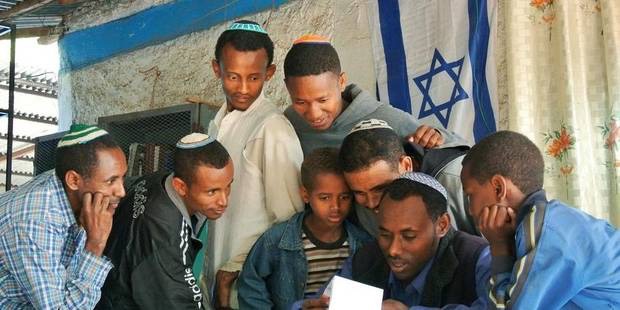 “Chroniques pour la Paix” avec Benjamin Lachkar: L’intégration des Juifs d’Éthiopie en Israël (8/05/15) – Enregistrement