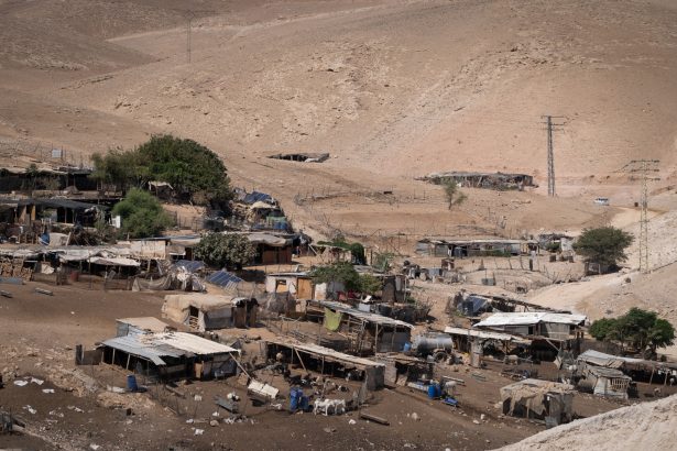 Politique foncière d’Israël (2) | Khan al-Ahmar et attributions de terres domaniales en Cisjordanie (Hagit Ofran)