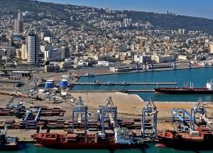 Compétition entre la Chine et les U.S.A. autour du port de Haïfa
