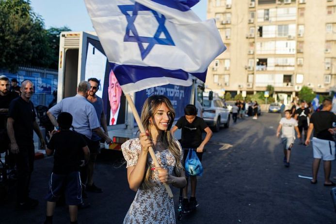 Ouri Weber : « La gauche doit réfléchir à long terme si elle veut ressusciter… Et pas seulement en Israël »