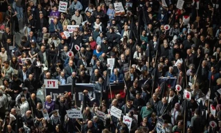 ISRAËL SOUS MENACE RENOUVELÉE