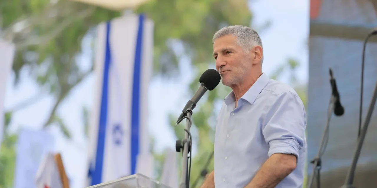 YAIR GOLAN:  » ARRIVÉ AU POUVOIR, JE COUPERAI LES FONDS AUX COLONIES « 