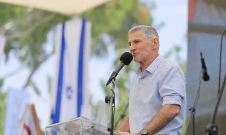 YAIR GOLAN:  » ARRIVÉ AU POUVOIR, JE COUPERAI LES FONDS AUX COLONIES « 