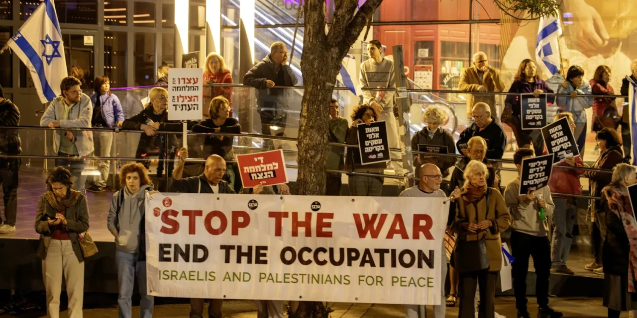 Dahlia Scheindlin : Pourquoi les Israéliens doutent-ils face à la guerre contre l&rsquo;Iran ?